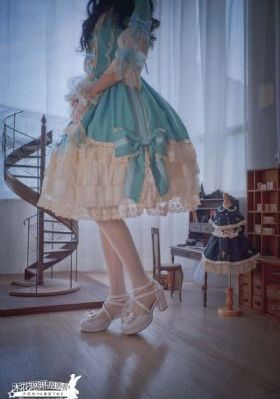 扒开女人屁股眼看个够_午夜在线观看完整版